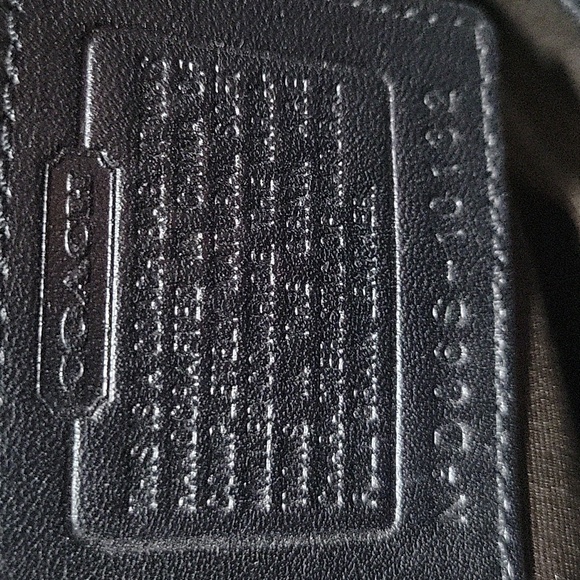 Genuine black leather coach shoulder purse - Picture 5 of 8